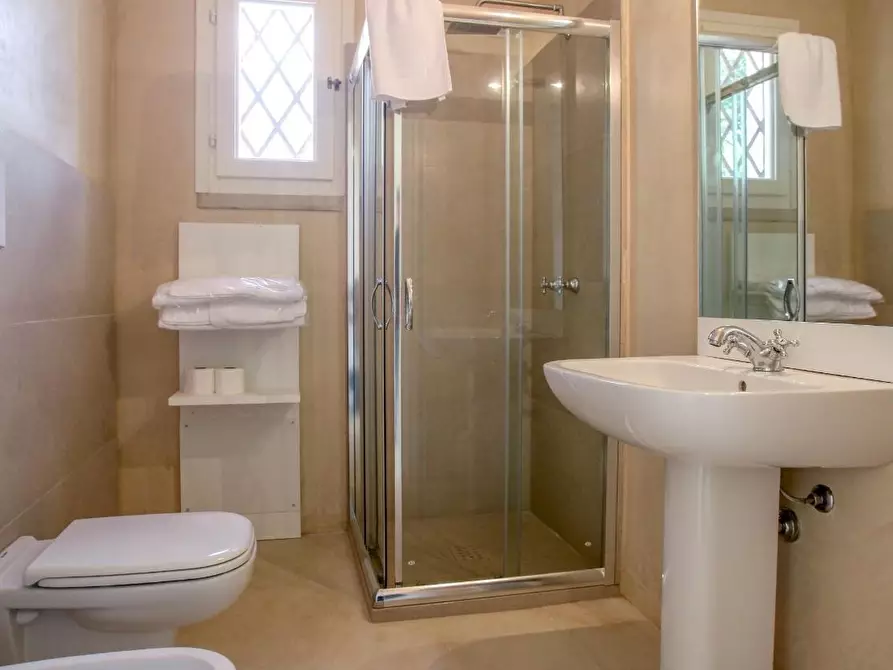 Immagine 48 di Albergo/B&B/Residence in vendita  a Gallipoli