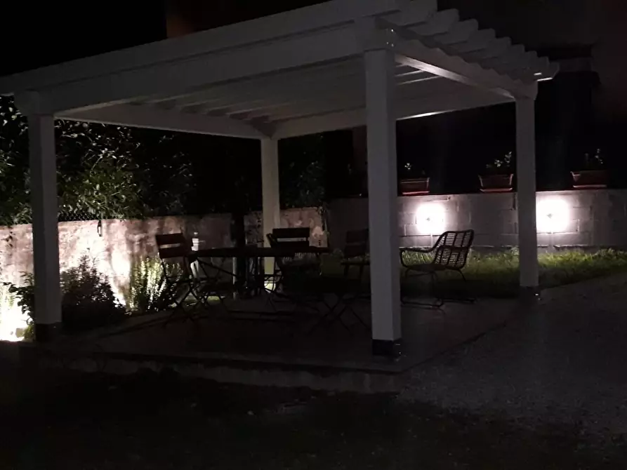 Immagine 3 di Villa in affitto  a Buti