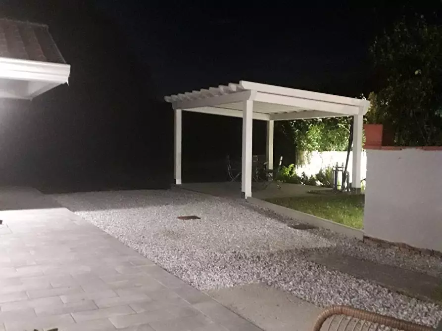 Immagine 63 di Villa in affitto  a Buti