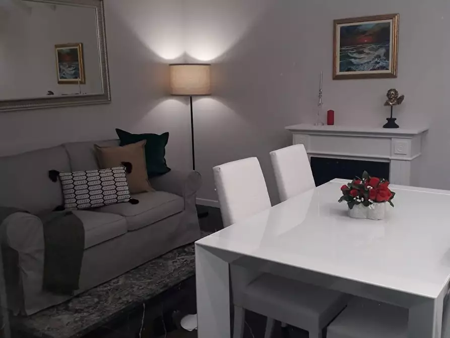 Immagine 47 di Villa in affitto  a Buti