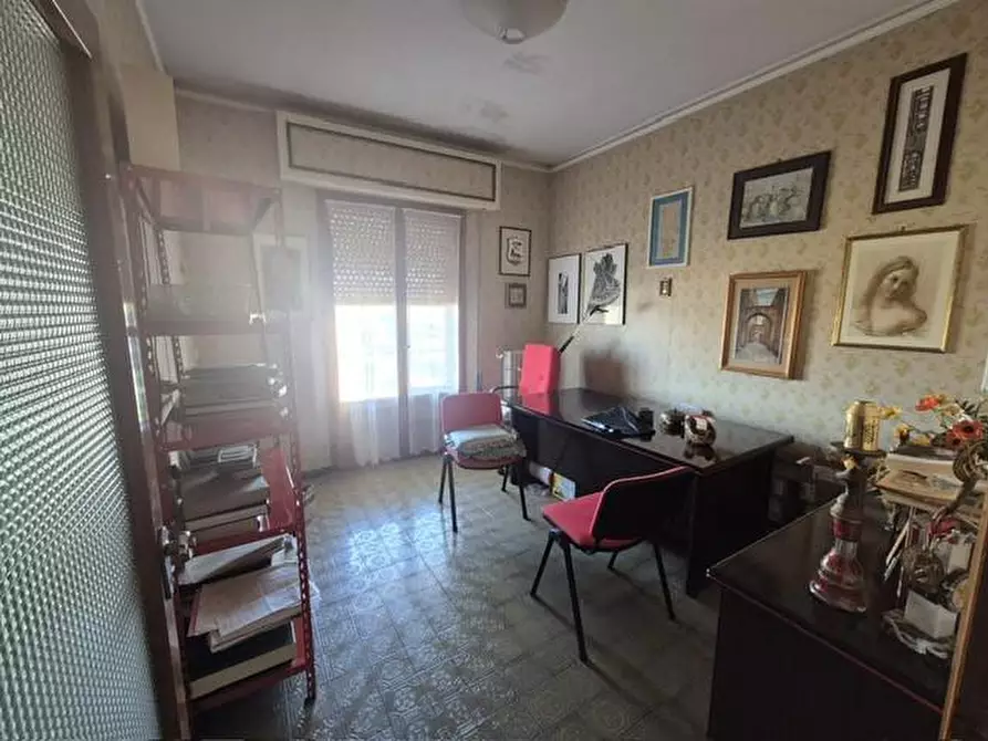 Immagine 22 di Appartamento in vendita  a Siena