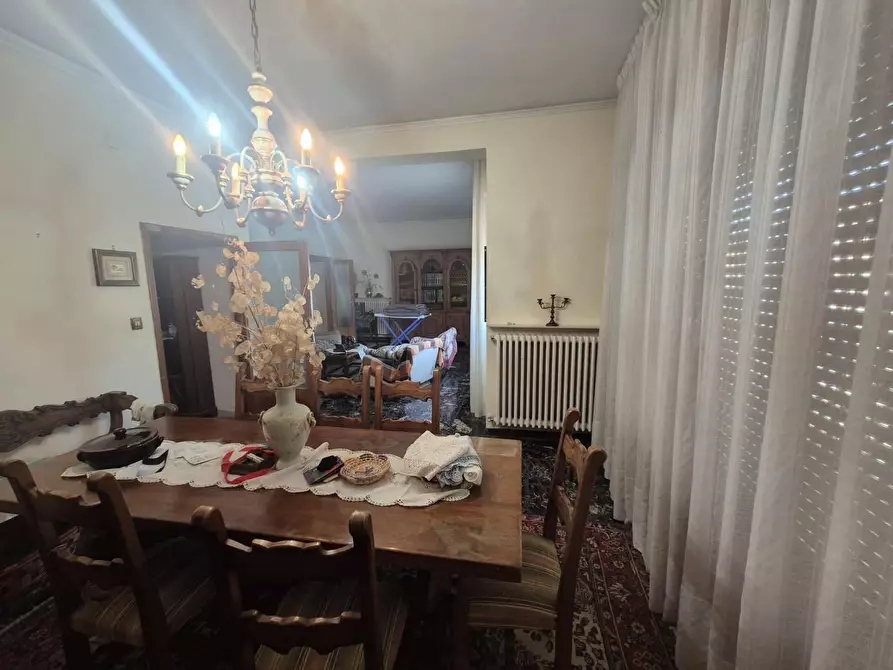 Immagine 5 di Appartamento in vendita  a Siena
