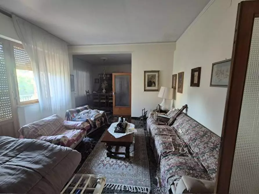 Immagine 20 di Appartamento in vendita  a Siena