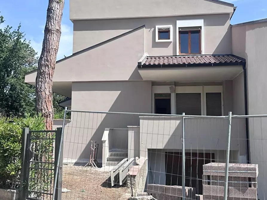Immagine 9 di Appartamento in vendita  a Rosignano Marittimo