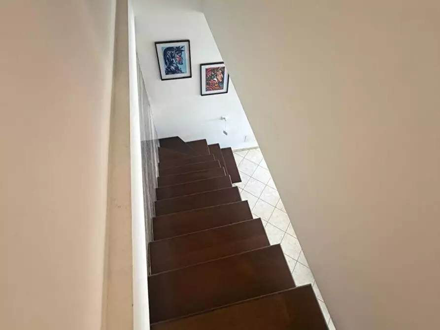 Immagine 18 di Casa semindipendente in vendita  a Ortonovo