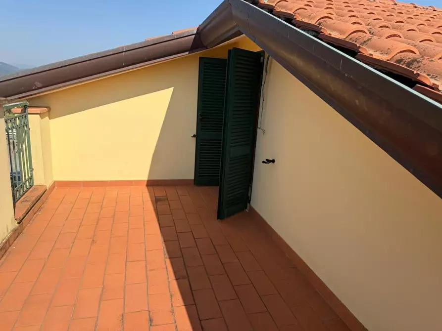 Immagine 23 di Casa semindipendente in vendita  a Ortonovo