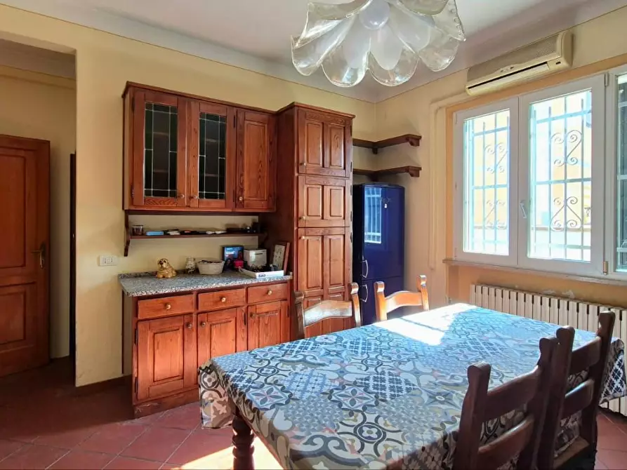 Immagine 30 di Villa in vendita  a Capannori
