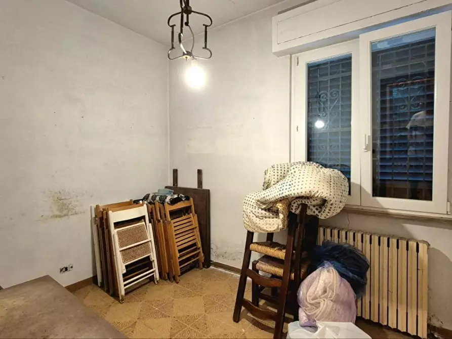 Immagine 38 di Villa in vendita  a Capannori