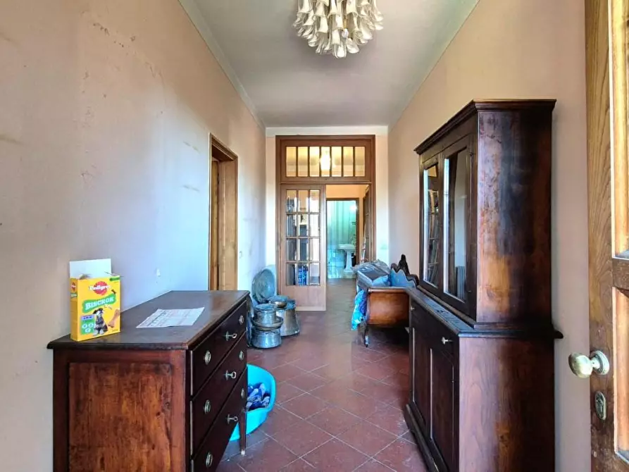 Immagine 27 di Villa in vendita  a Capannori