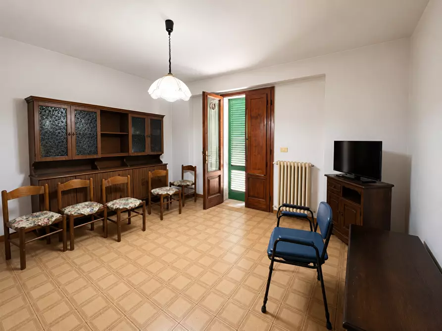 Immagine 15 di Appartamento in vendita  a Buti