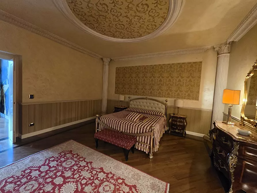 Immagine 15 di Villa in vendita  a Nichelino