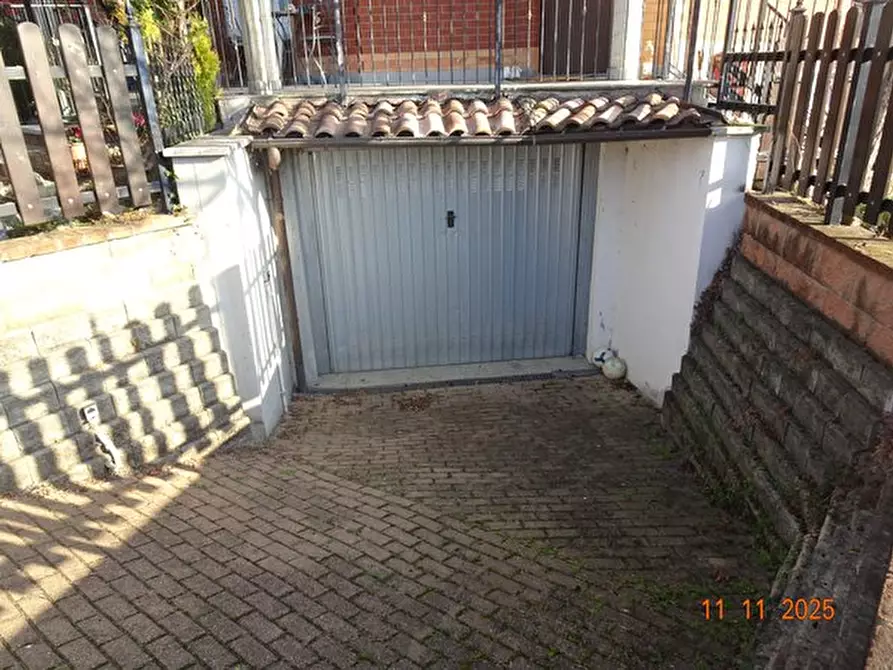 Immagine 8 di Villetta a schiera in vendita  a Brandizzo