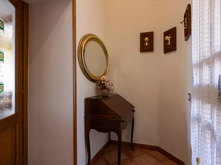 Immagine 5 di Appartamento in vendita  a Calci