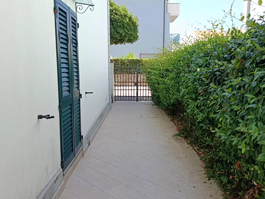 Immagine 19 di Villa in vendita  a Rosignano Marittimo