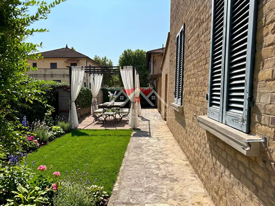 Immagine 1 di Appartamento in vendita  a Montecatini Val Di Cecina