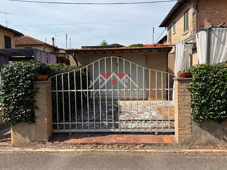 Immagine 14 di Appartamento in vendita  a Montecatini Val Di Cecina