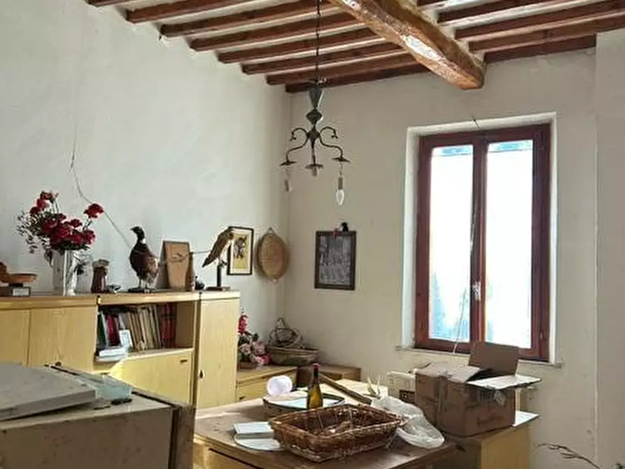 Immagine 7 di Palazzo in vendita  a Siena
