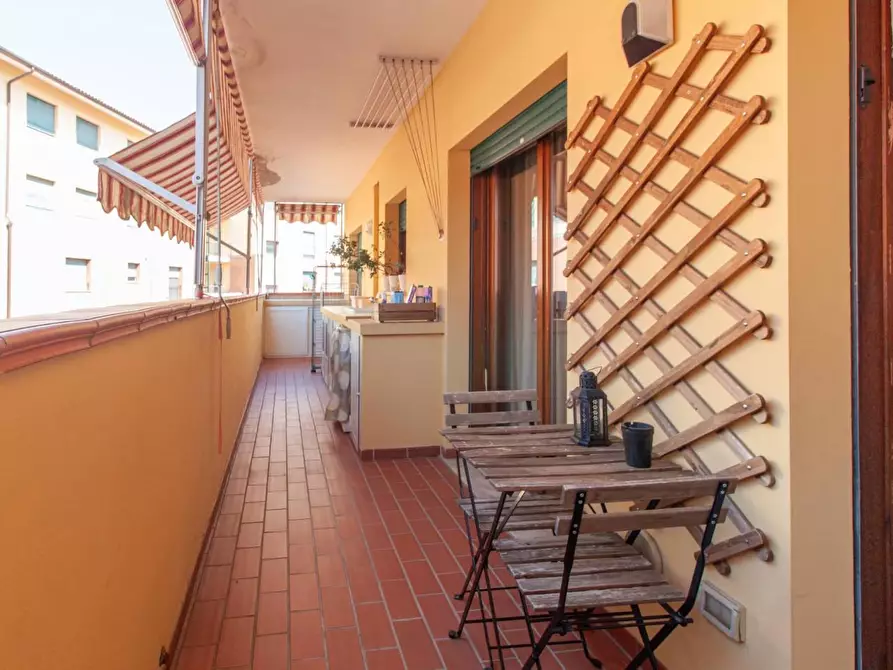 Immagine 17 di Appartamento in vendita  a Pisa