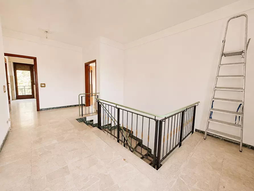 Immagine 23 di Casa indipendente in vendita  a Carrara