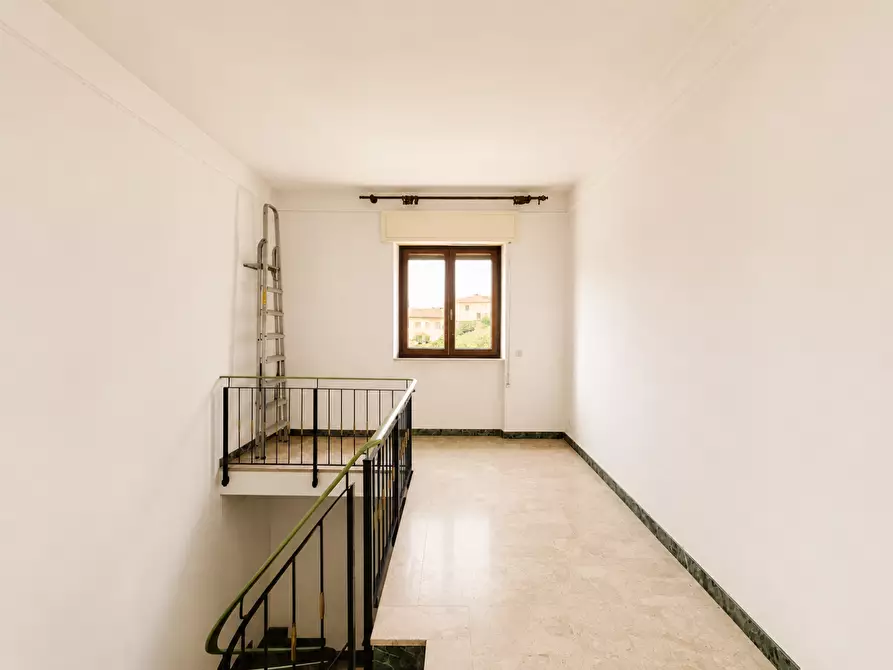 Immagine 24 di Casa indipendente in vendita  a Carrara