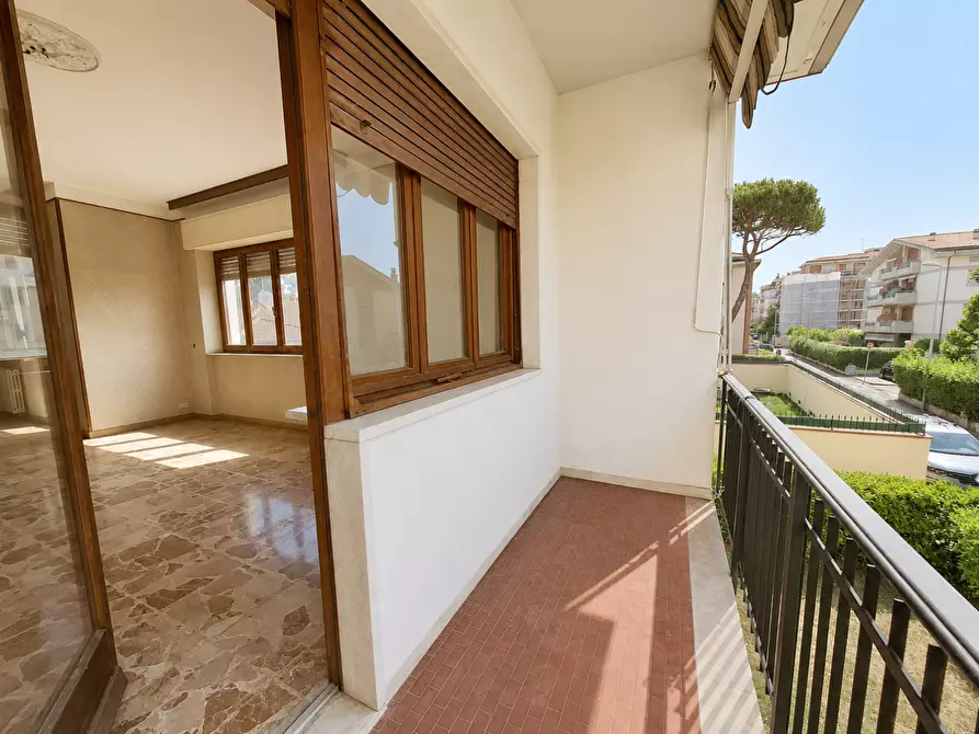 Immagine 21 di Casa indipendente in vendita  a Carrara