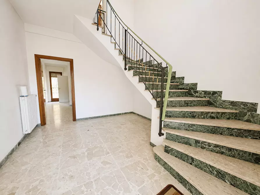 Immagine 41 di Casa indipendente in vendita  a Carrara
