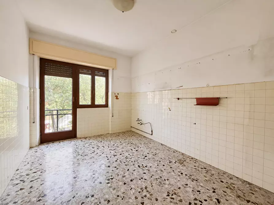 Immagine 28 di Casa indipendente in vendita  a Carrara