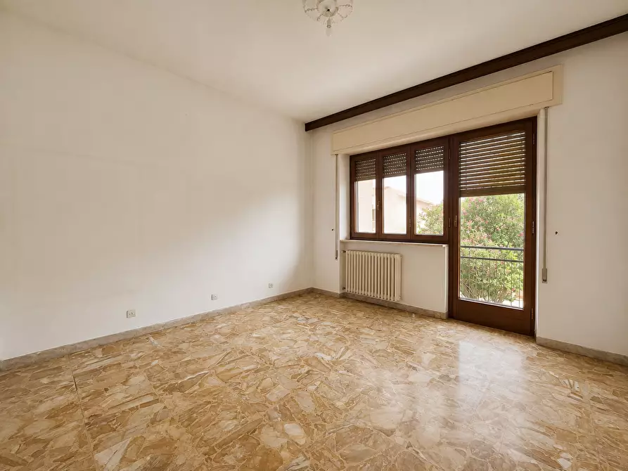 Immagine 34 di Casa indipendente in vendita  a Carrara