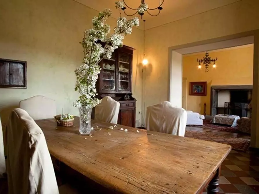 Immagine 24 di Casa colonica in vendita  a Castellina In Chianti