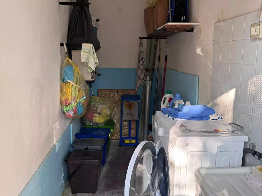 Immagine 15 di Appartamento in vendita  a Massa