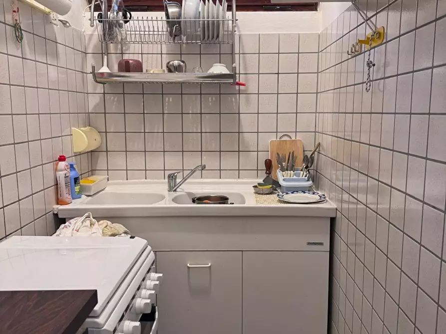 Immagine 6 di Appartamento in vendita  a Massa
