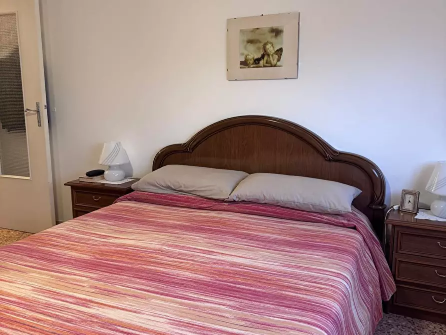 Immagine 9 di Appartamento in vendita  a Massa