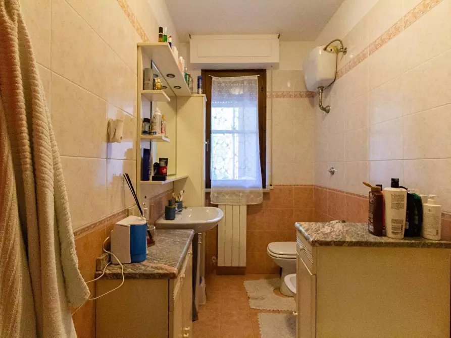 Immagine 27 di Appartamento in vendita  a Cascina