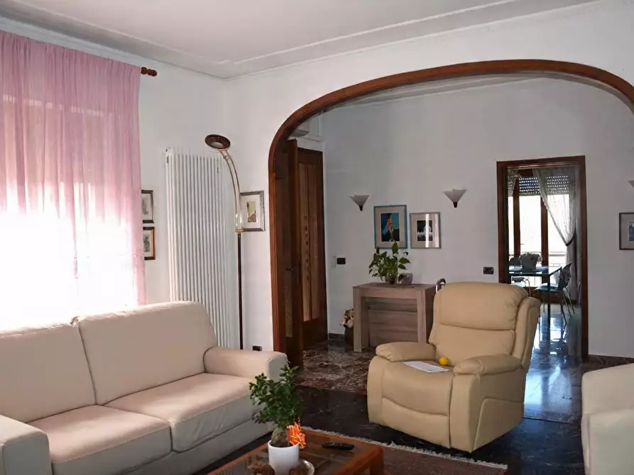 Immagine 3 di Casa bifamiliare in vendita  a Vecchiano