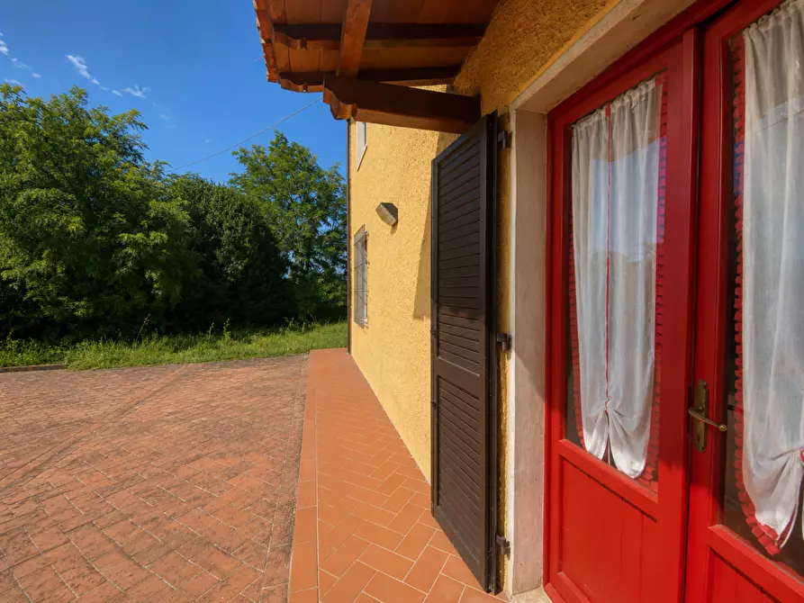 Immagine 4 di Porzione di casa in vendita  a Santa Maria A Monte