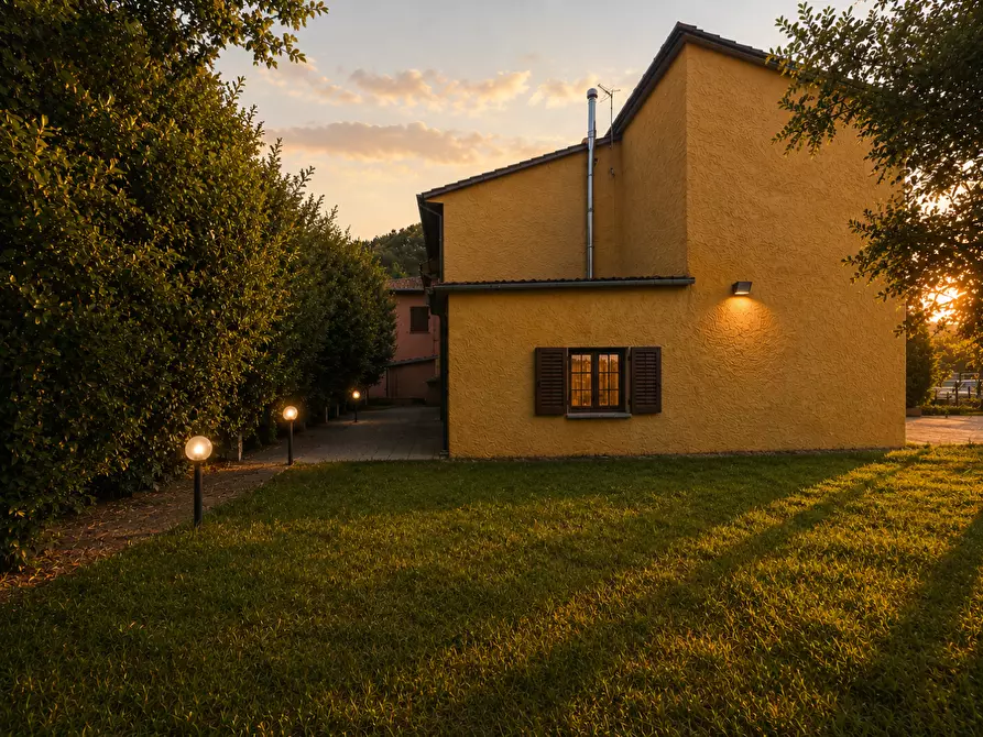 Immagine 13 di Porzione di casa in vendita  a Santa Maria A Monte