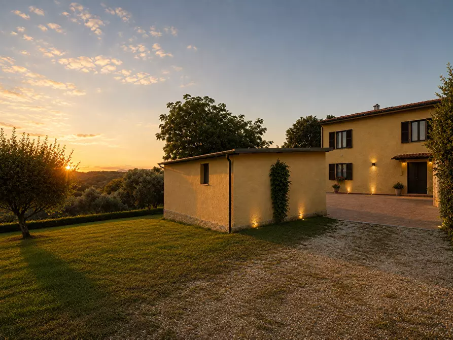 Immagine 1 di Porzione di casa in vendita  a Santa Maria A Monte