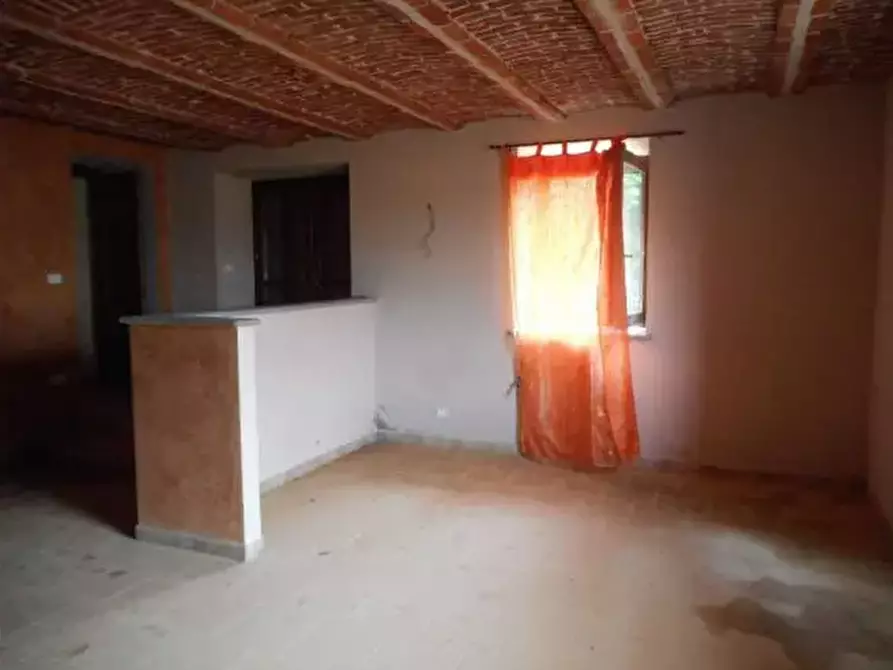 Immagine 8 di Casa indipendente in vendita  a Cavour