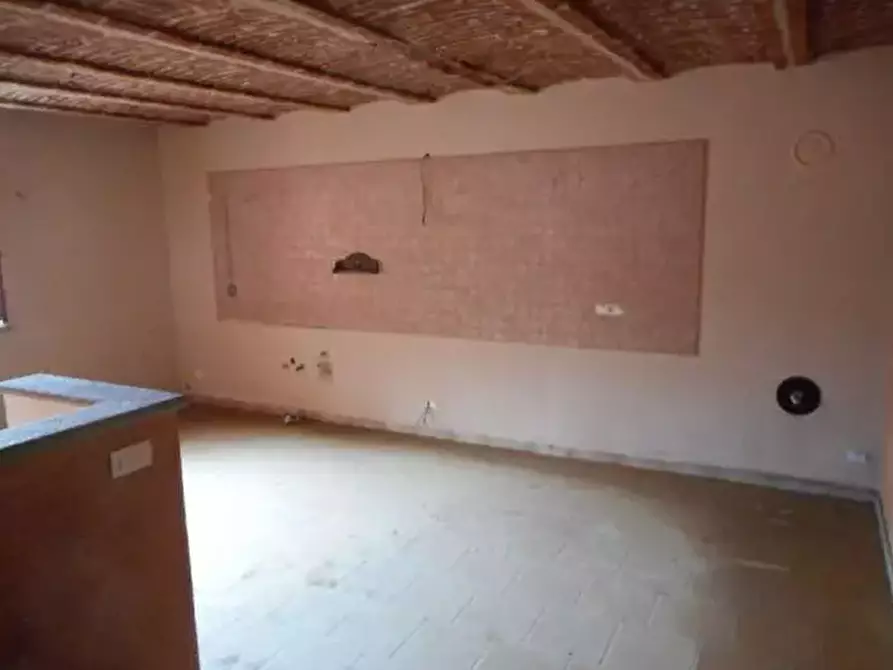 Immagine 7 di Casa indipendente in vendita  a Cavour