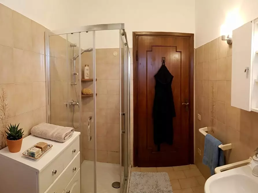 Immagine 12 di Appartamento in vendita  a Pisa