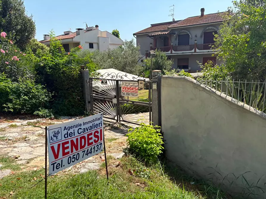 Immagine 40 di Appartamento in vendita  a Pisa