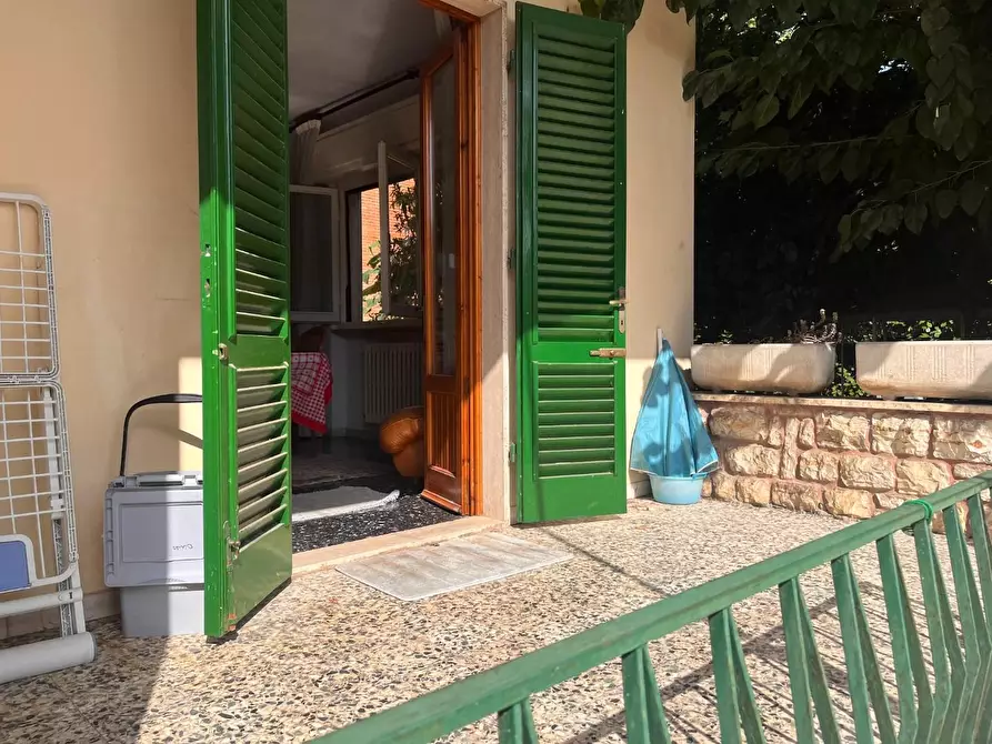 Immagine 4 di Casa indipendente in vendita  a Seravezza