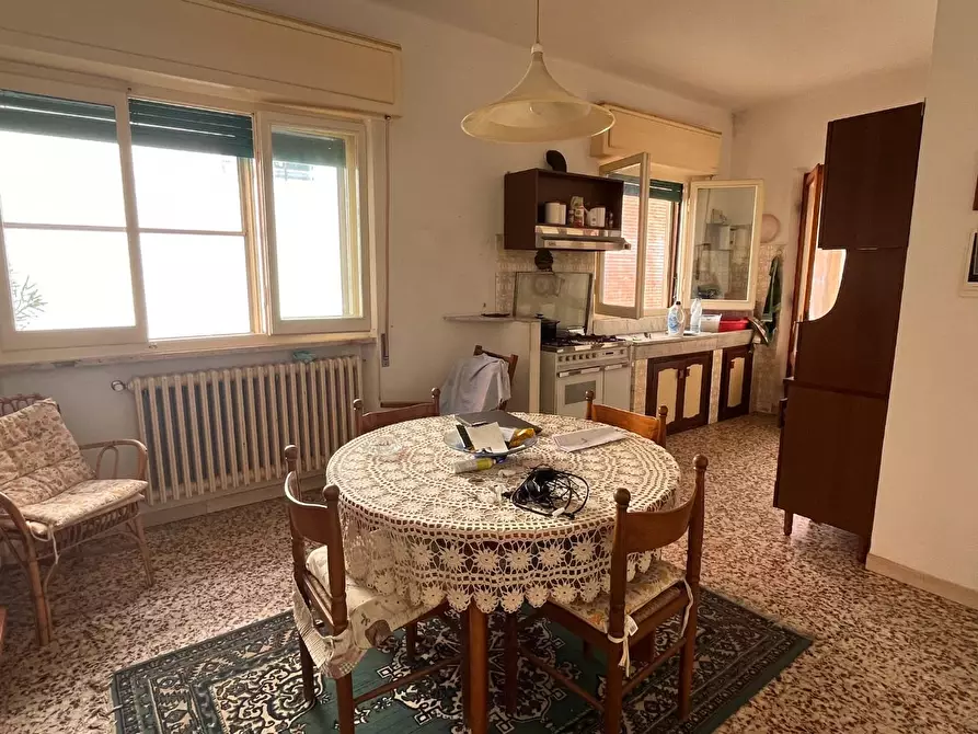 Immagine 7 di Casa indipendente in vendita  a Seravezza