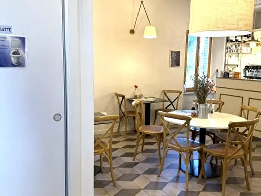 Immagine 7 di Alimentari in vendita  a Castellina In Chianti