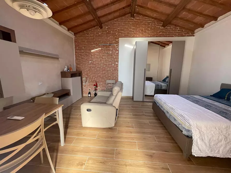 Immagine 3 di Terratetto in affitto  a Cascina