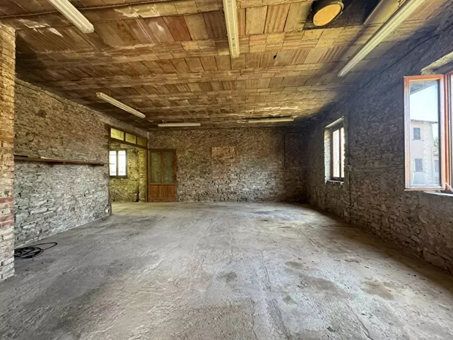 Immagine 1 di Appartamento in vendita  a San Gimignano
