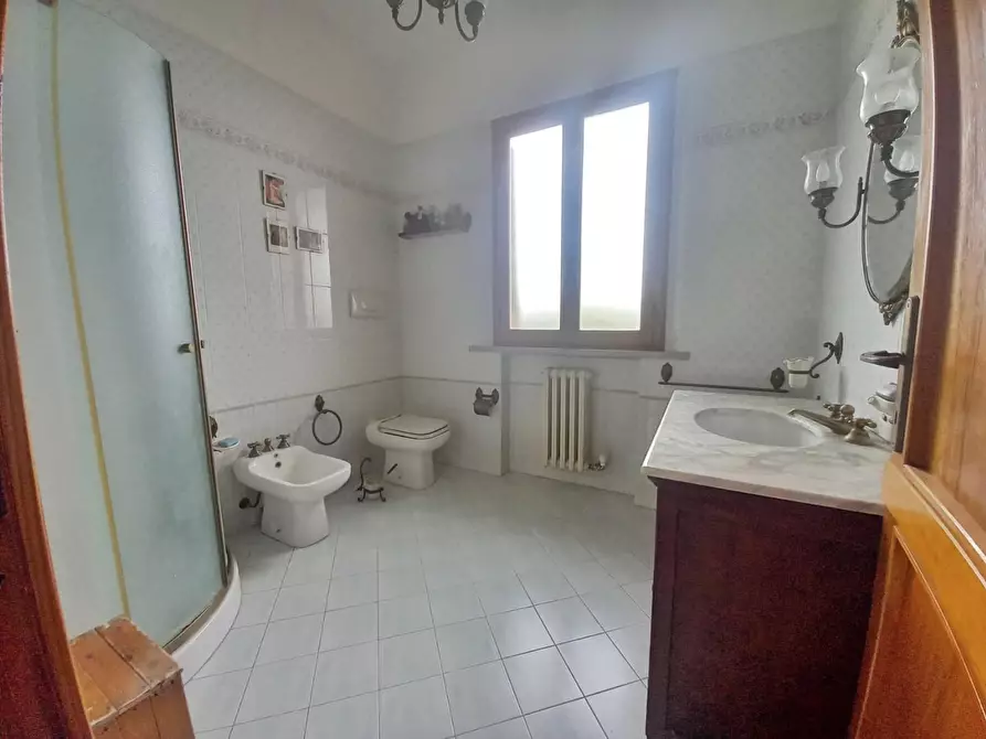 Immagine 33 di Villa in vendita  a Montaione