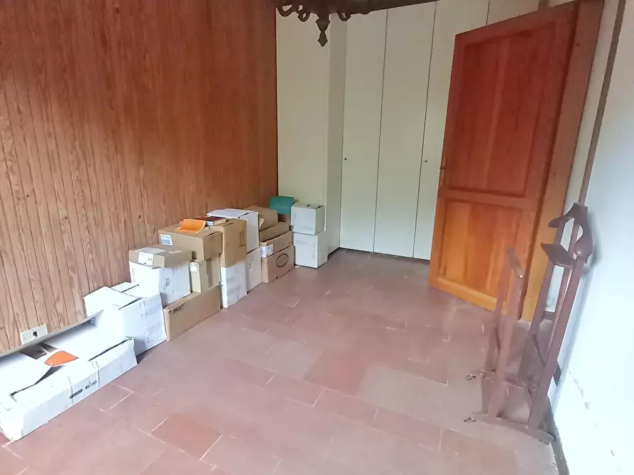 Immagine 49 di Villa in vendita  a Montaione