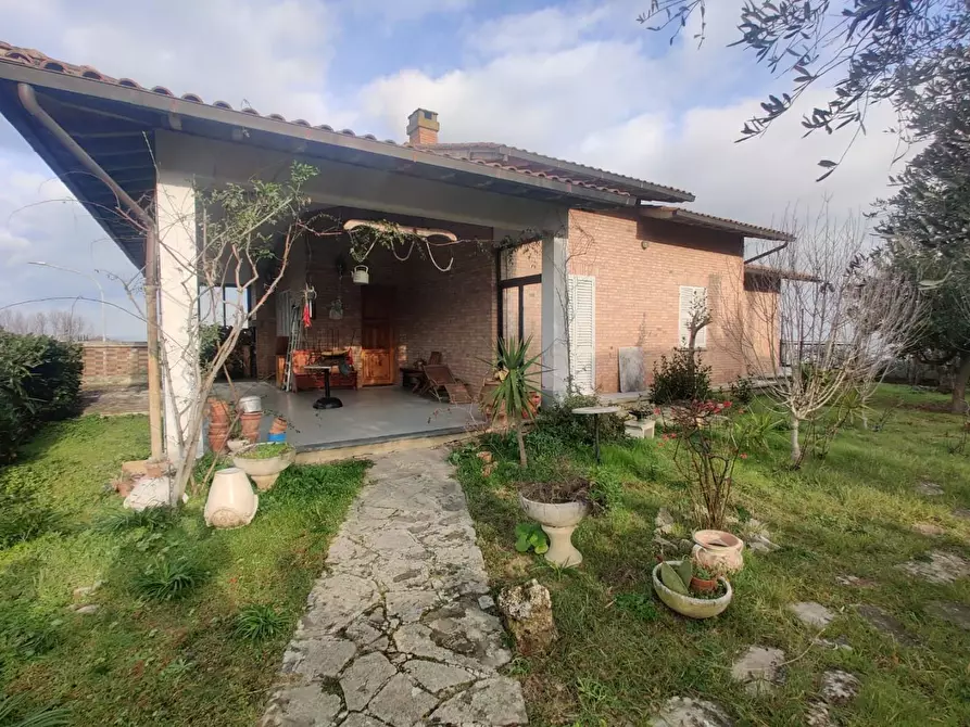 Immagine 81 di Villa in vendita  a Montaione