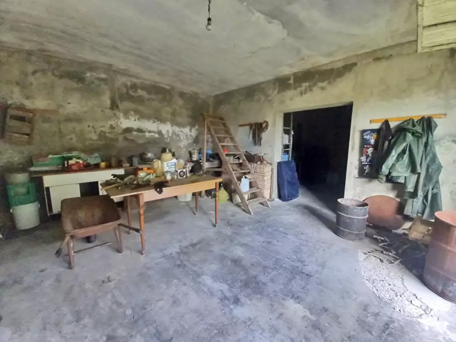 Immagine 60 di Villa in vendita  a Montaione
